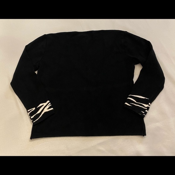 ANGELICA-VAL Women’s Cropped V-Neck Cardigan, M - Picture 2 of 5